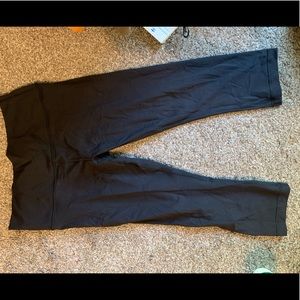 Lulu lemon cut off leggings